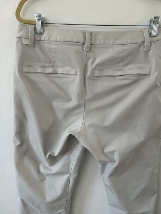 Lululemon Pants Men's 31 Cream Commission Slim Classic Chino Flat Front - Picture 6 of 16